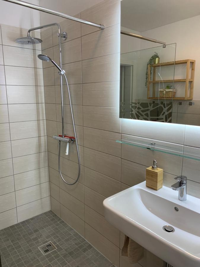Neu: Gruene Idylle Nahe Hauptbahnhof & Hufeisensee Halle  Zewnętrze zdjęcie